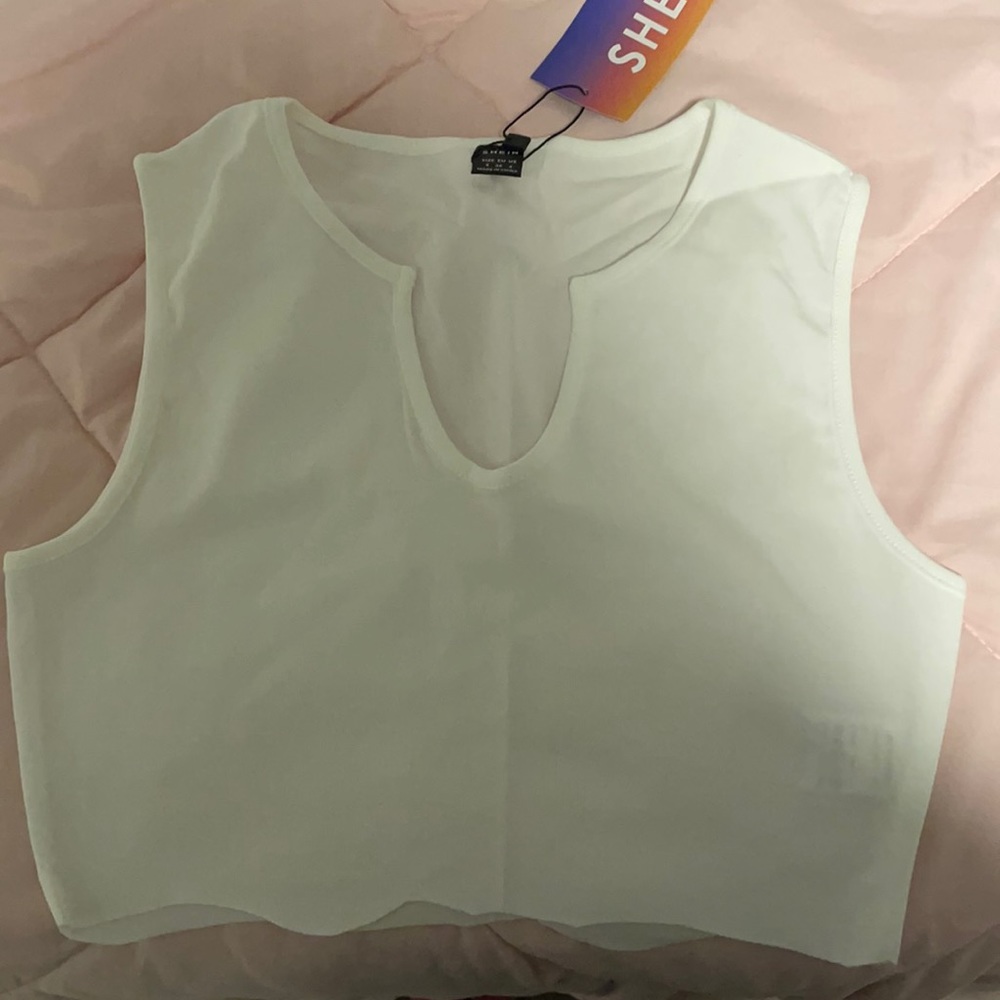 White low cut crop top